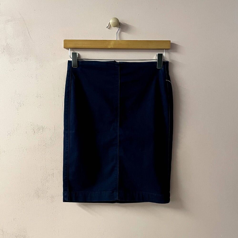 Forever 21 Dark Wash Denim Skirt Size 27 NWT